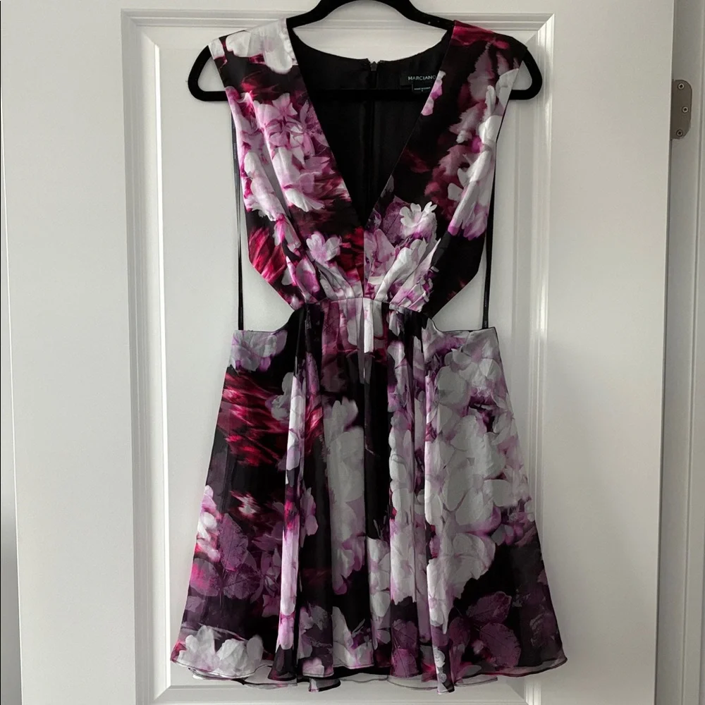 Marciano Size S Floral Cut-Out Waist Flowy Mini Dress - Picture 2 of 8